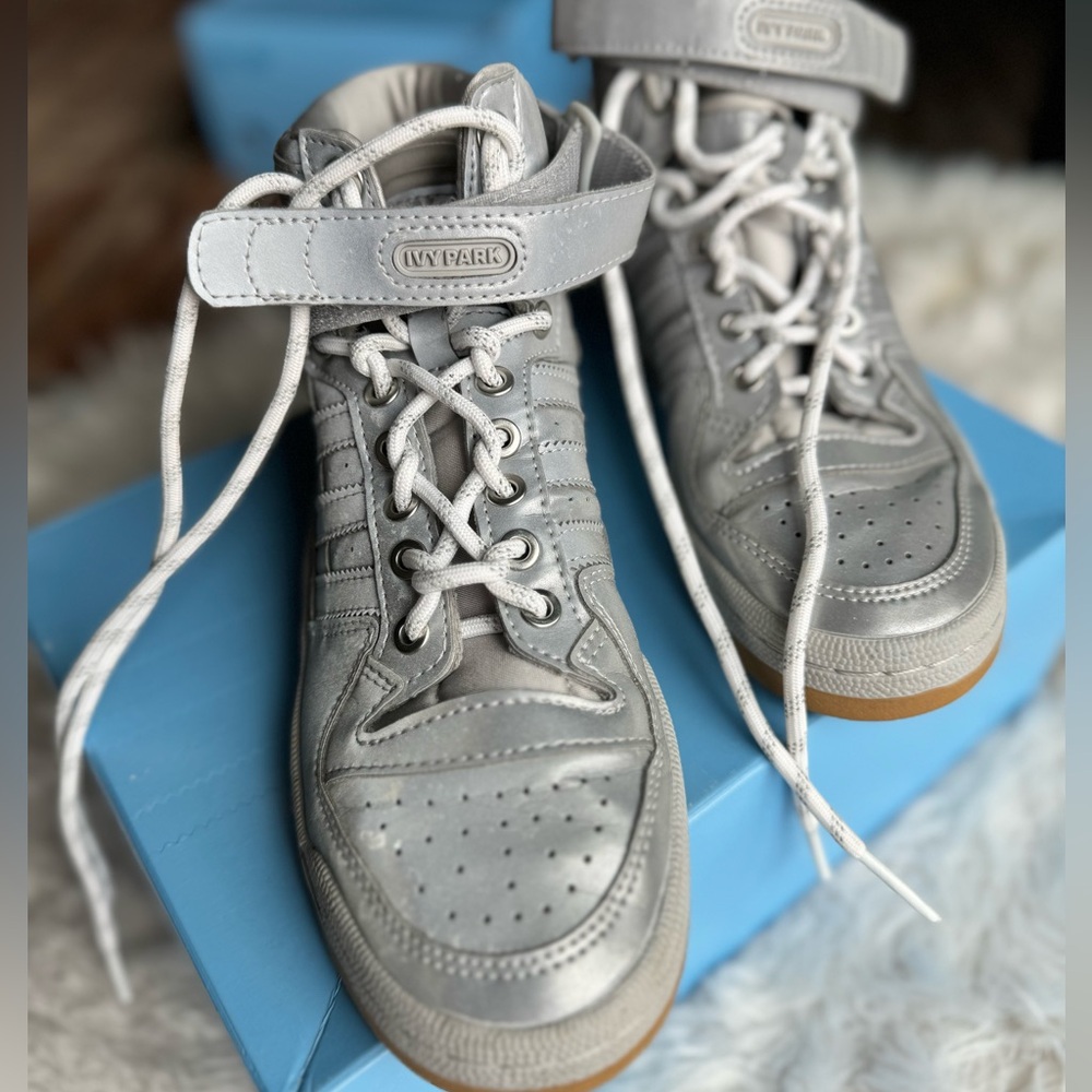 Ivy Park x Adidas Forum Mid ‘silver metallic’ from the ICY PARK COLLECTION - Picture 4 of 10